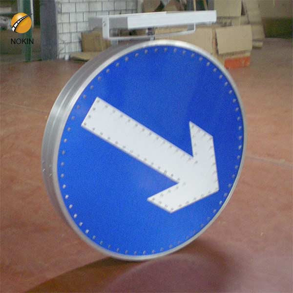 Solar Traffic Sign Keep Right Keep Left